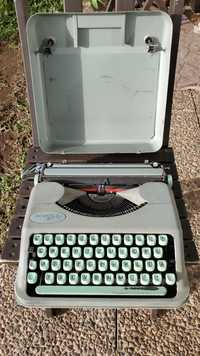 Máquina de escrever Qwertz Vintage Hermes Baby
