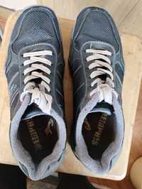 Мужские спортивные туфли 43 р фирмы MEMPHIS