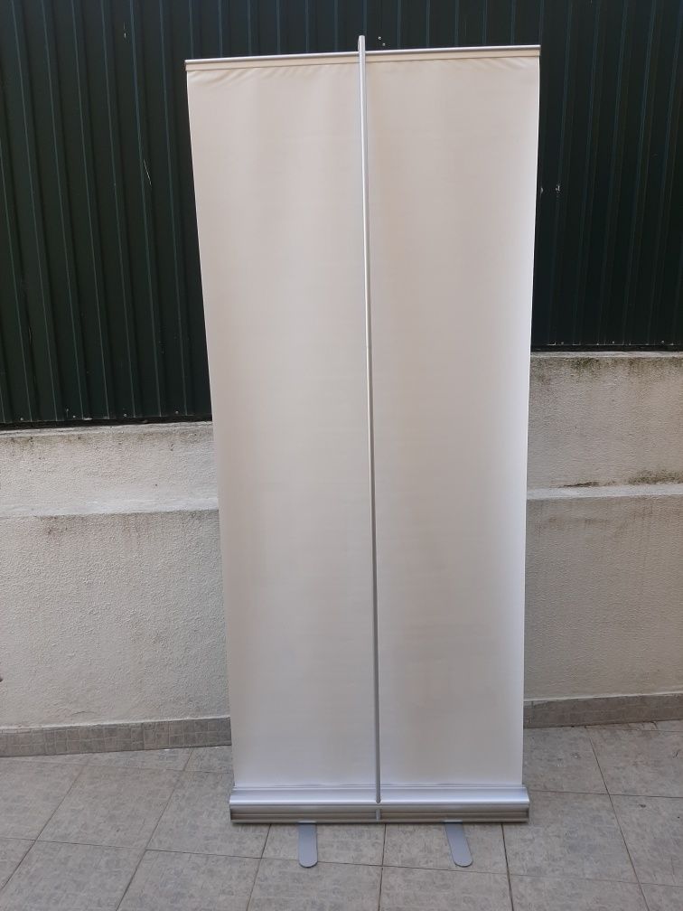 Banner (Roll Up) em aluminio