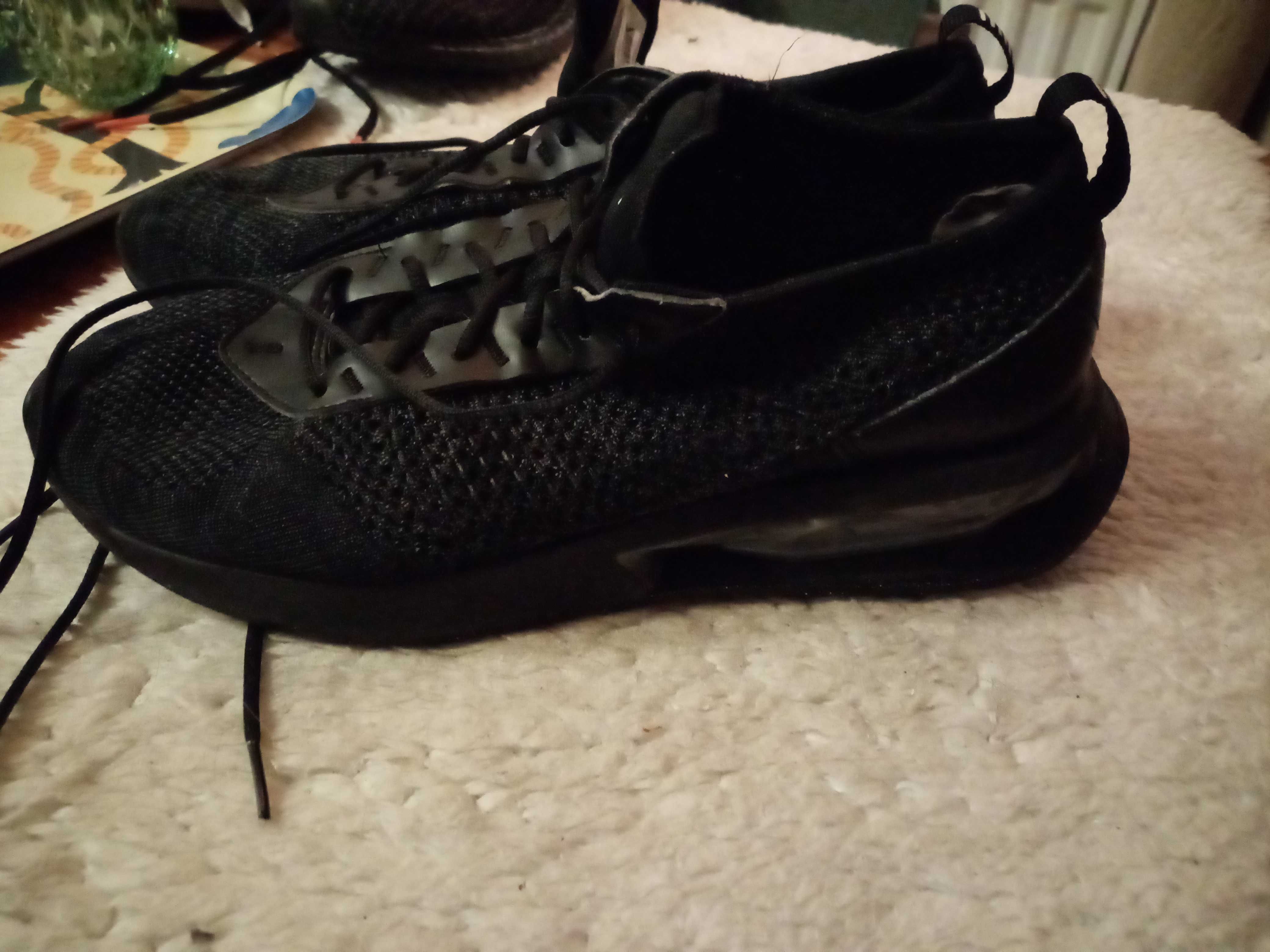 Czarne buty Nike Flyknit rozmiar 43