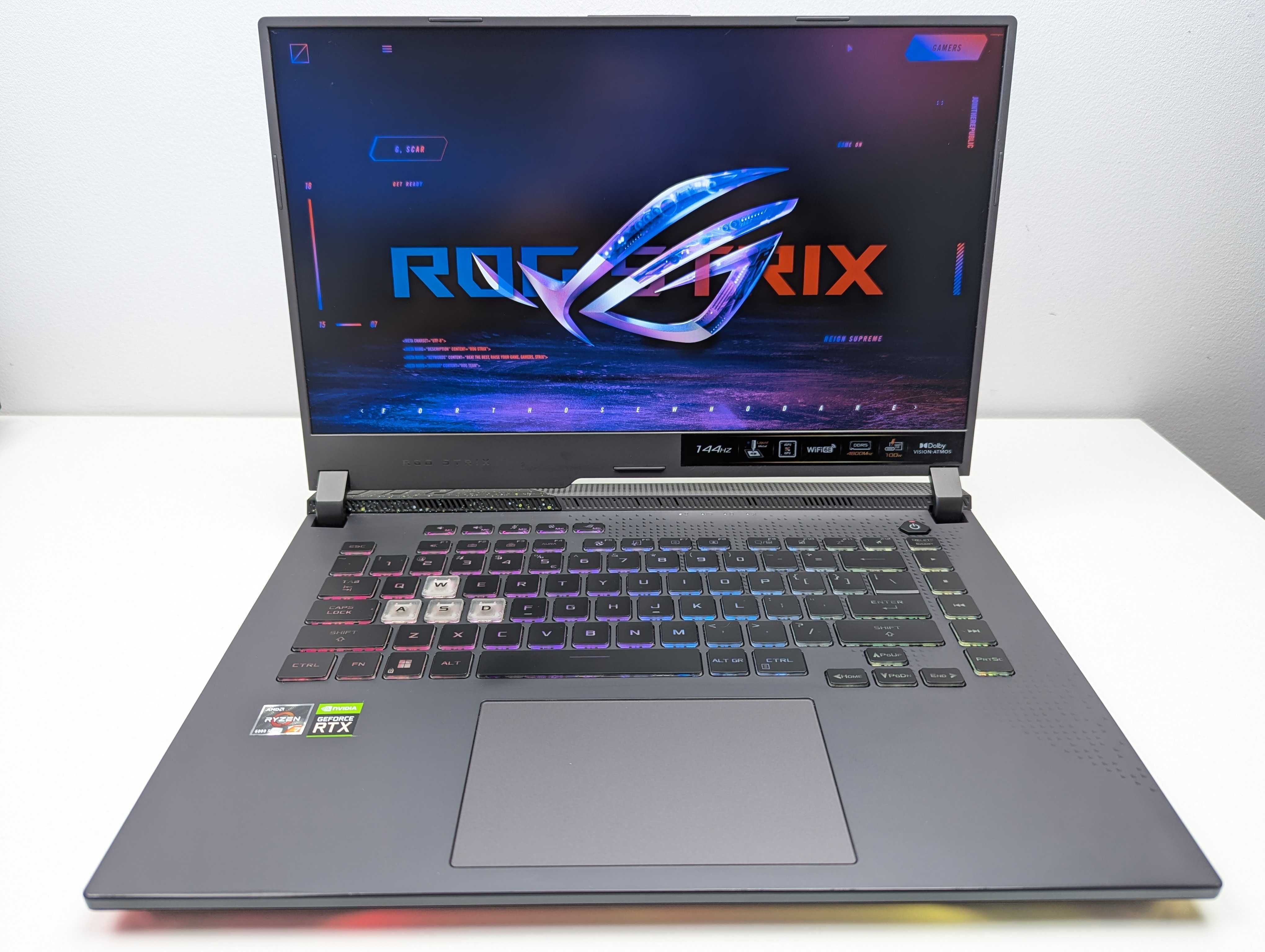 LAPTOP GAMINGOWY Asus ROG Strix RTX 3050 Ryzen 7 6800H 144 hz
