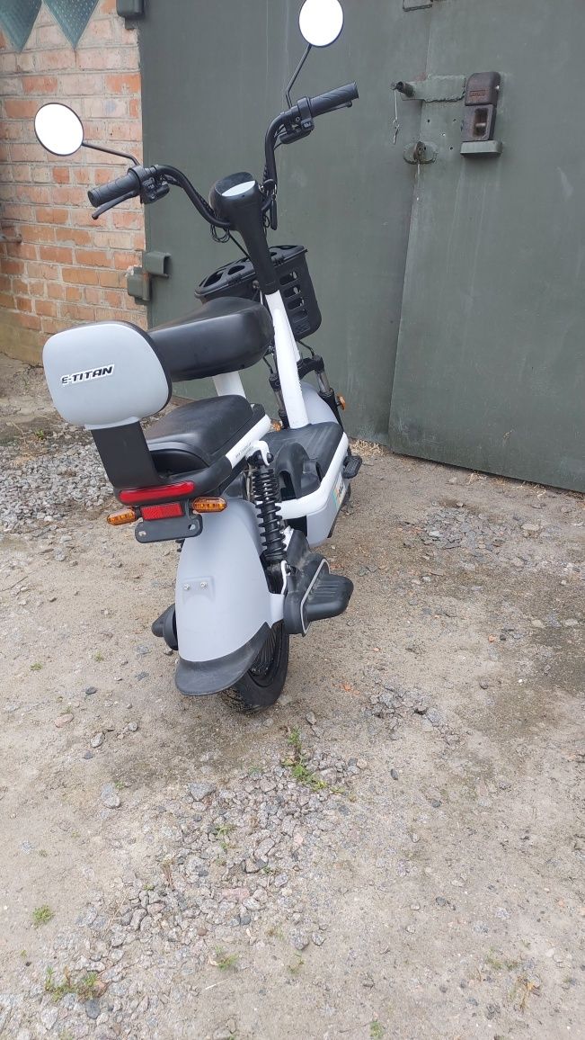 Електроскутер 14" E-Titan Golf 500W