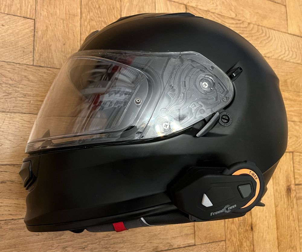 Kask motocyklowy L Scorpion + intercom