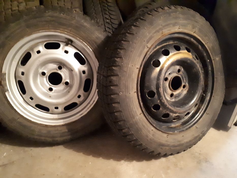 Продам зимові шини разом з дисками R14