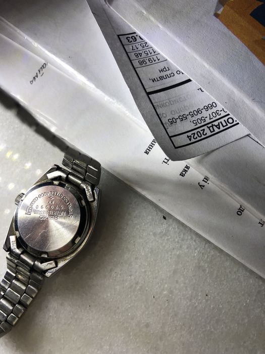 Женские часы  SEIKO