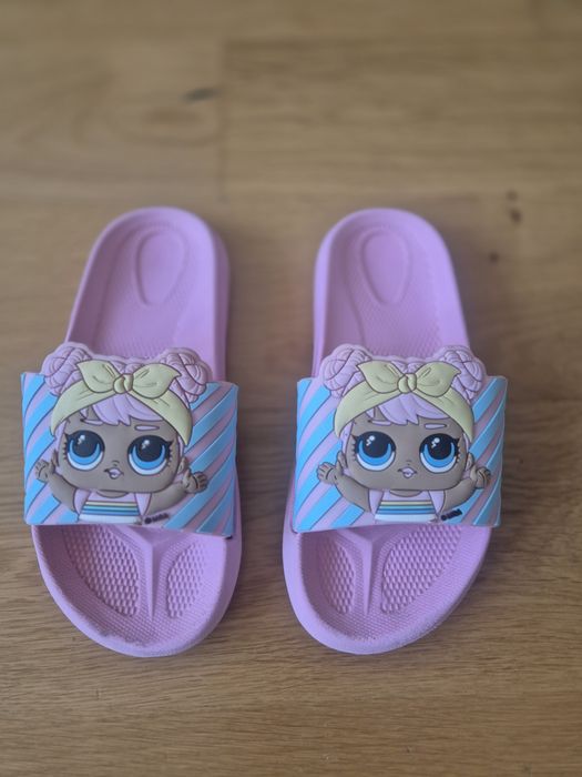 Klapki dzieciece LOL rozmiar 31/32 dl okolo 20 cm