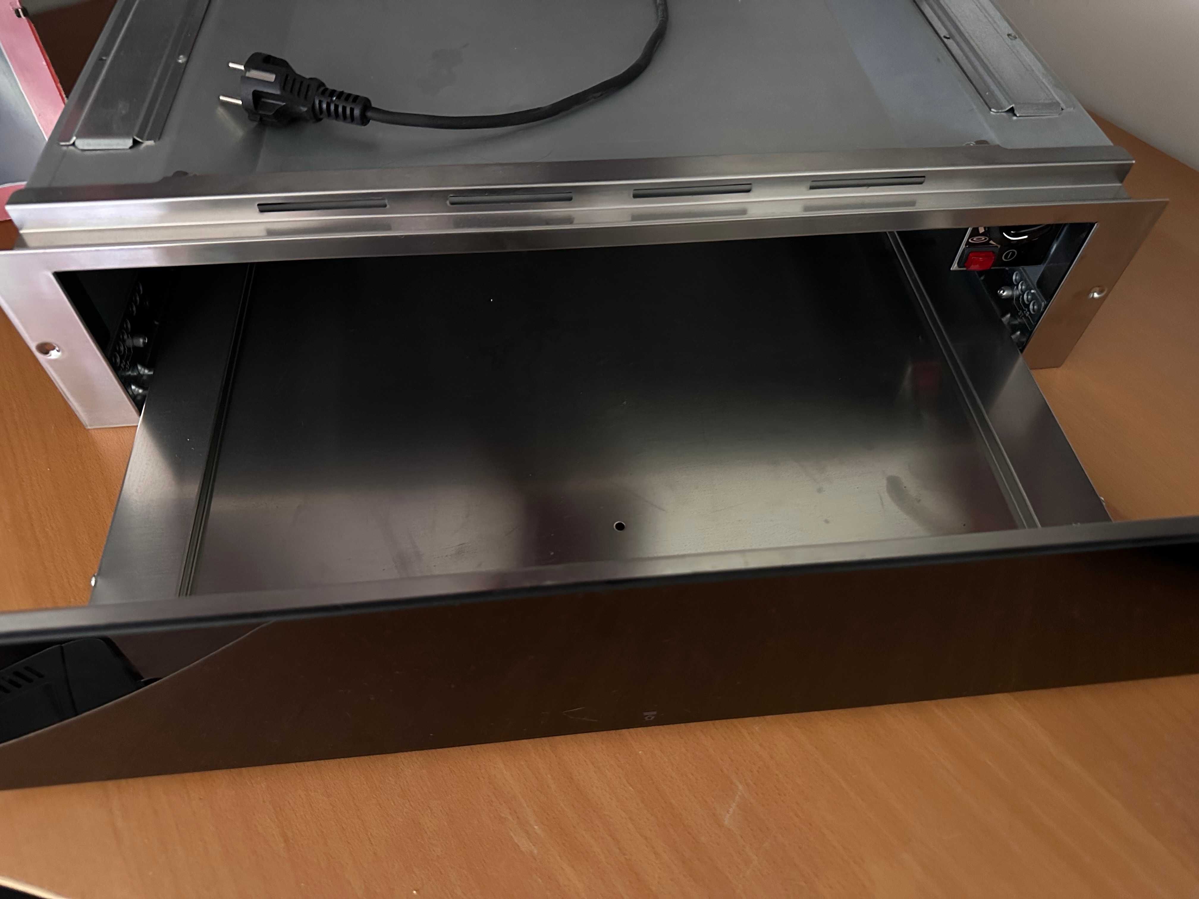 Podgrzewana szuflada Fulgor Milano szer 60 cm -powystawowa