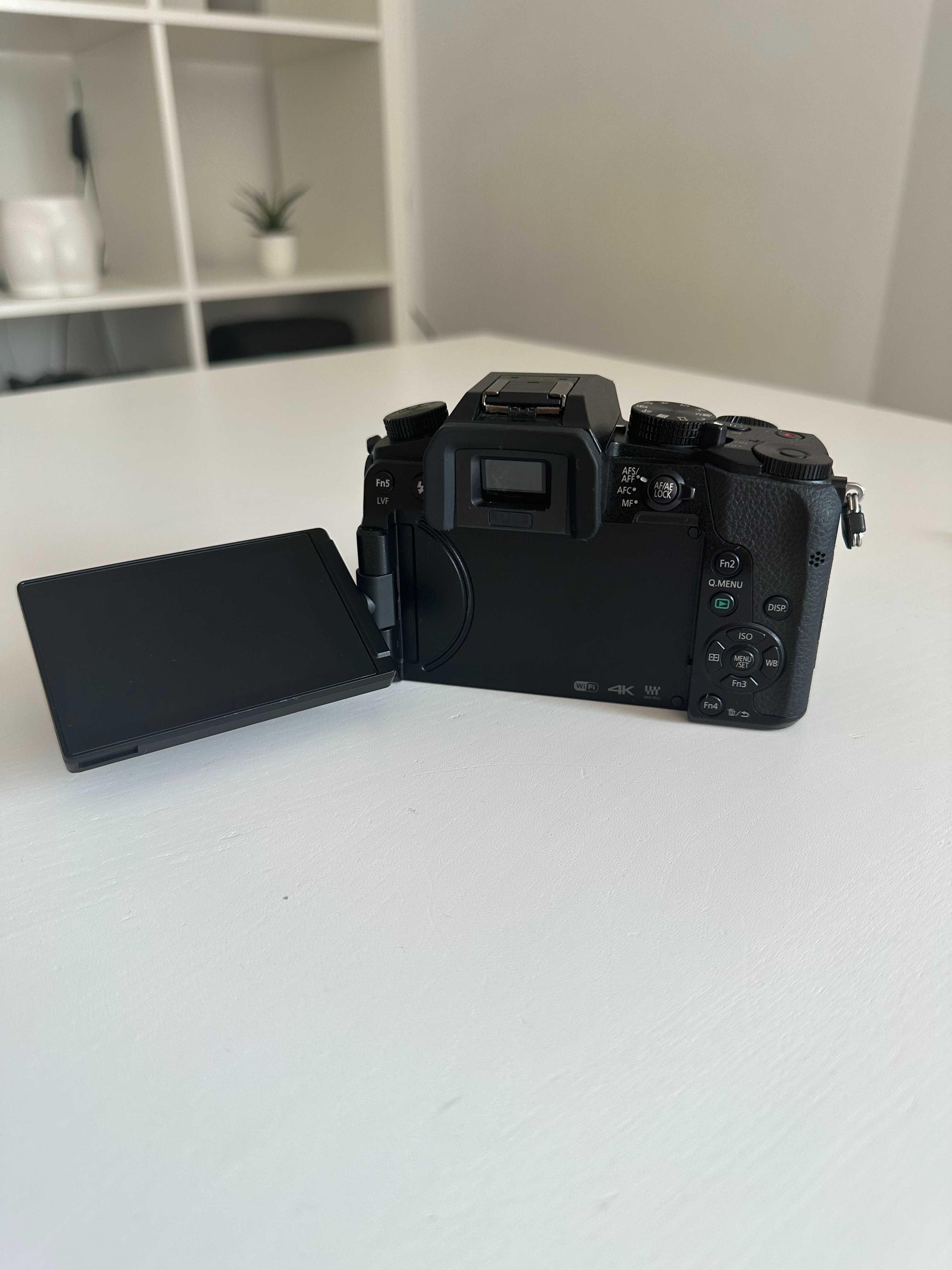Panasonic Lumix DMC-G70 (Corpo)