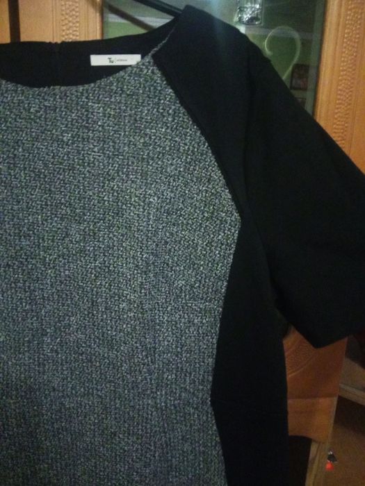 Платье , плотний трикотаж