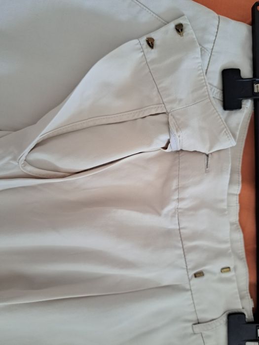 Calças zara beges xs de mulher
