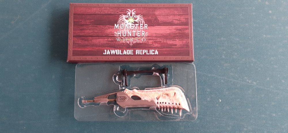 Jawblade Replica- Monster Hunter