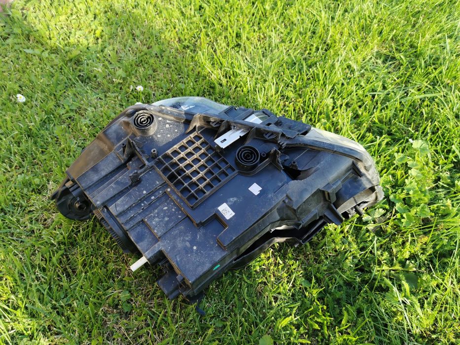 Lampa przednia prawa BMW X1