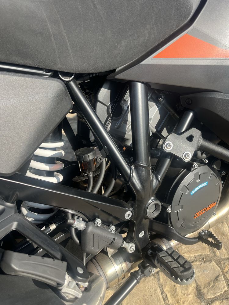 KTM Super Adventure 1290 de 2022  com so 11700km
