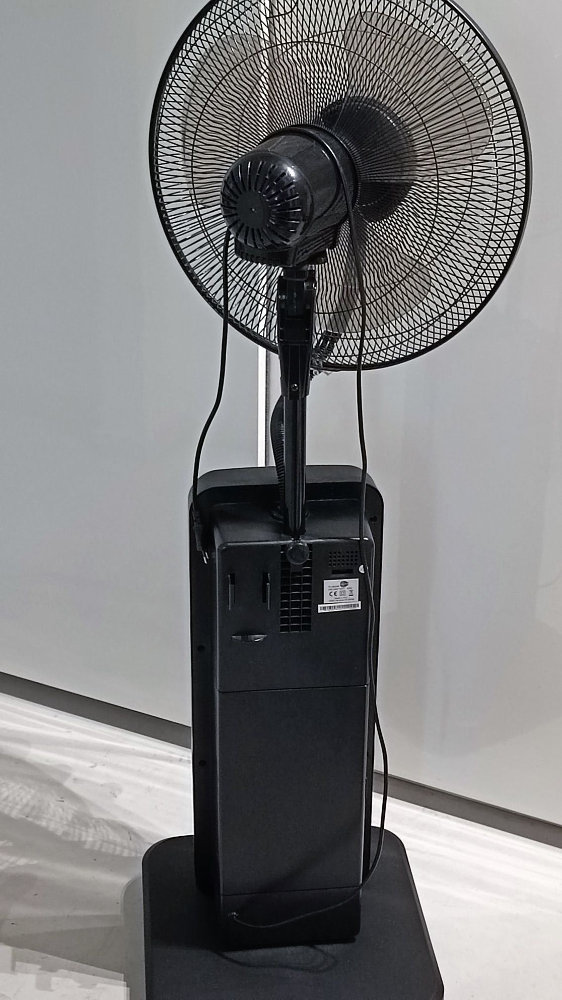 Wentylator wiatrak z nawilżaczem 80W