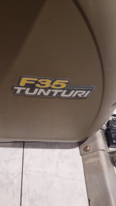 Bicicleta de exercício Tunturi F35, (Lêr Descrição)