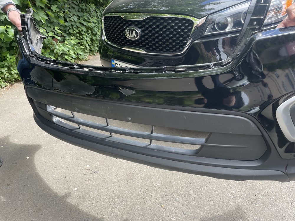 Продам бампер KIA Sorento 3