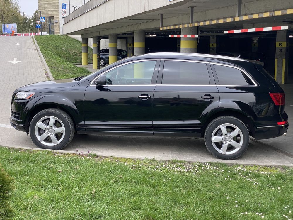 AUDI Q7 Premium plus