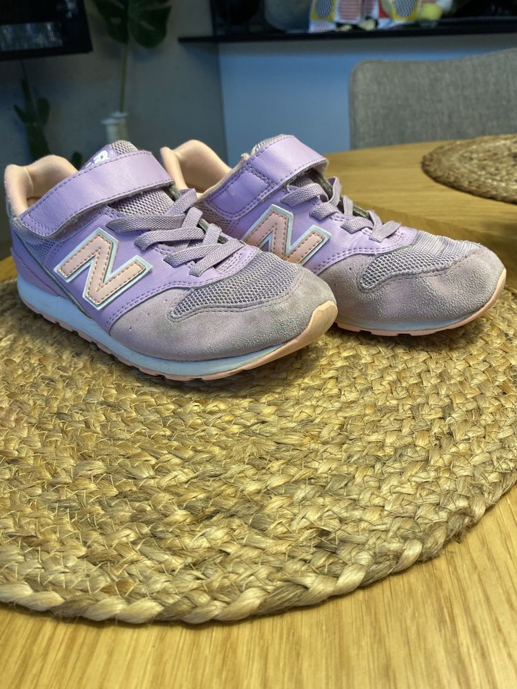 Buty sportowe New Balance rozm. 35