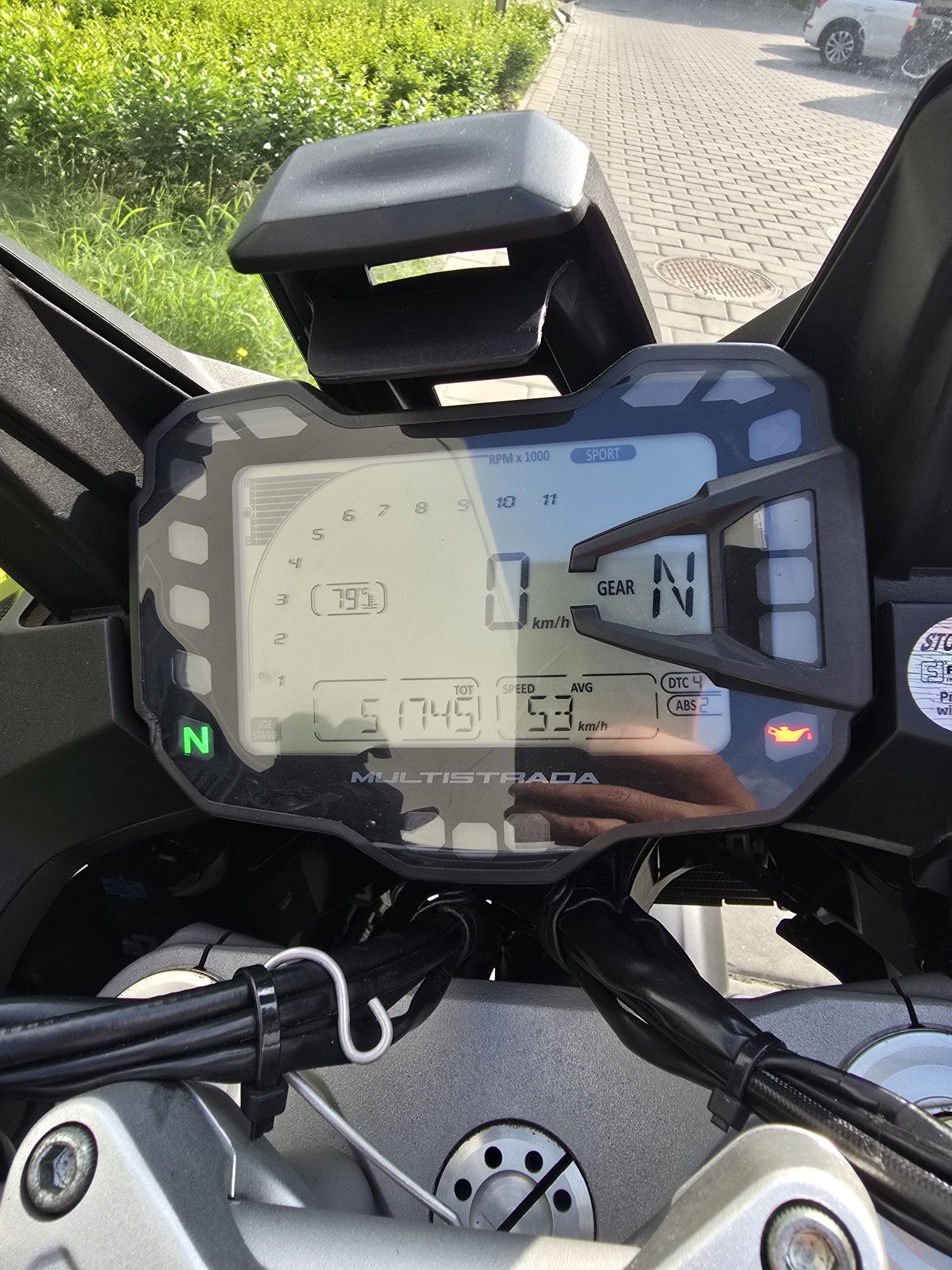 Мотоцкл Ducati multistrada 950