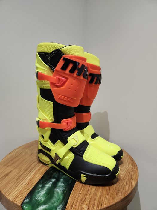Thor radial 44 розмір