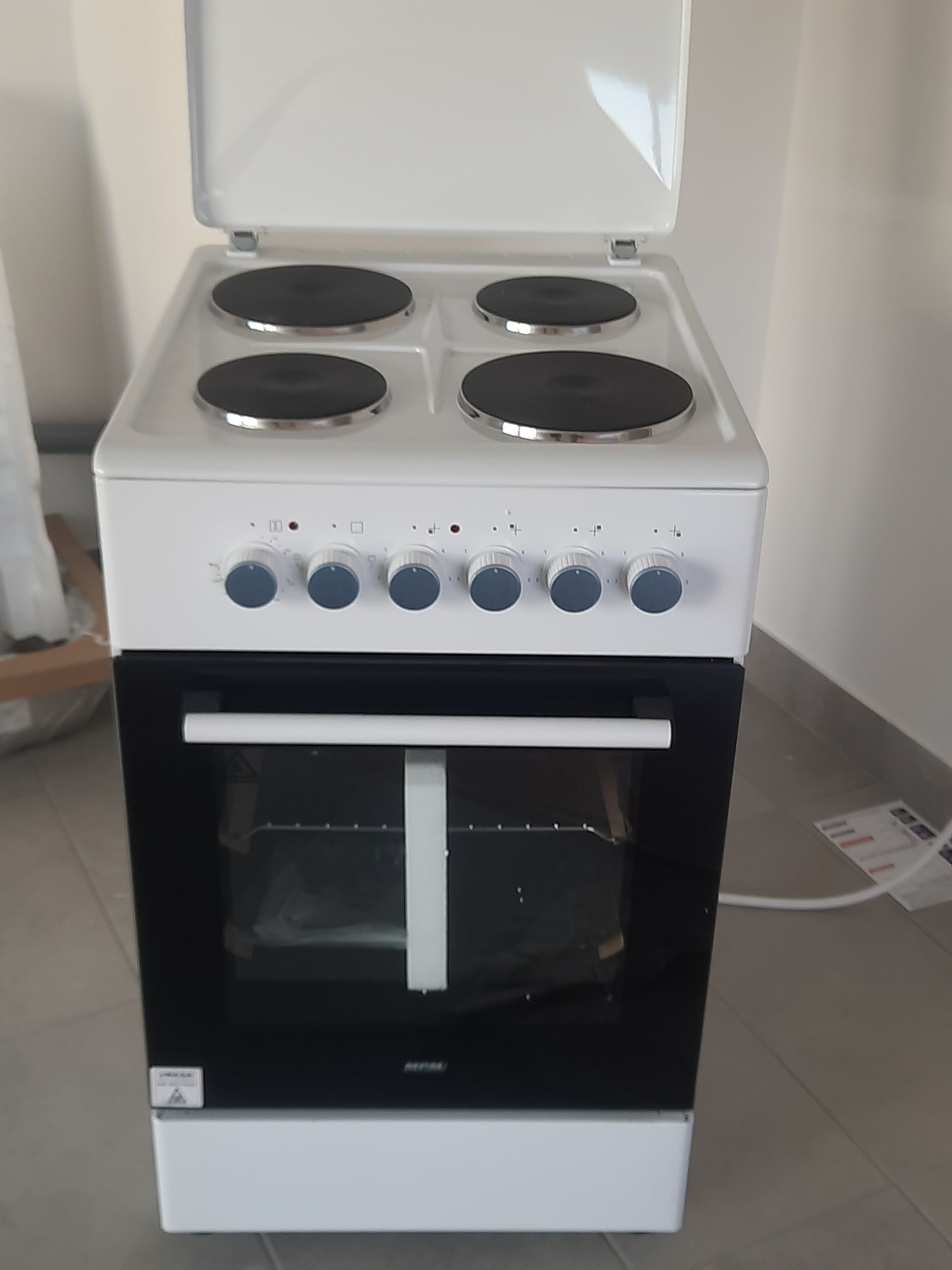 Sprzedam piec kuchenny wolnostojący