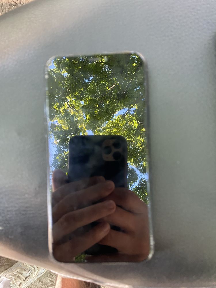 iphone 11 pro.