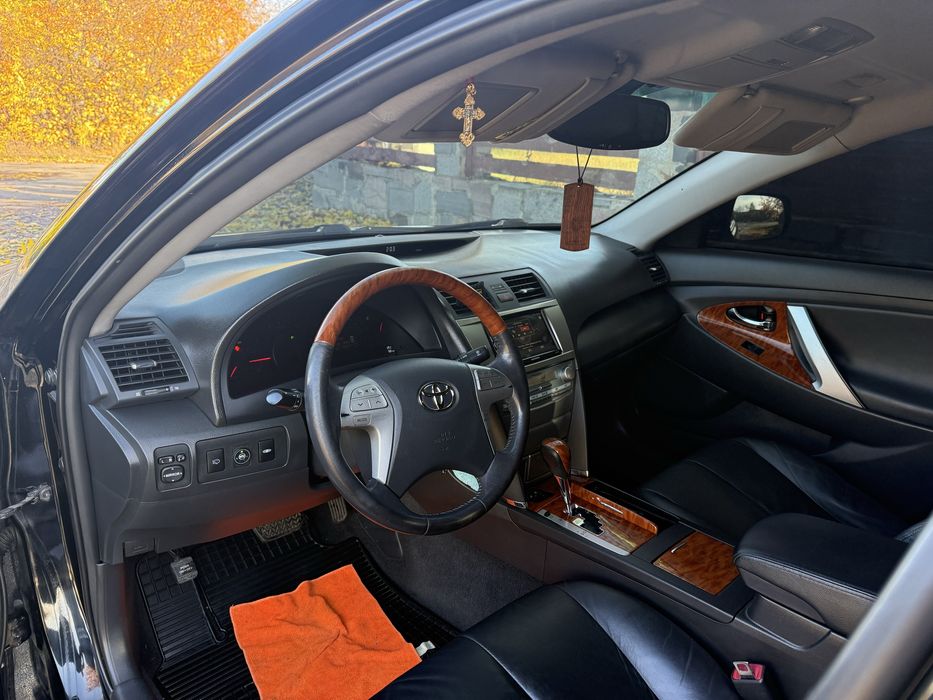 Toyota Camry 3.5 рідна фарба !