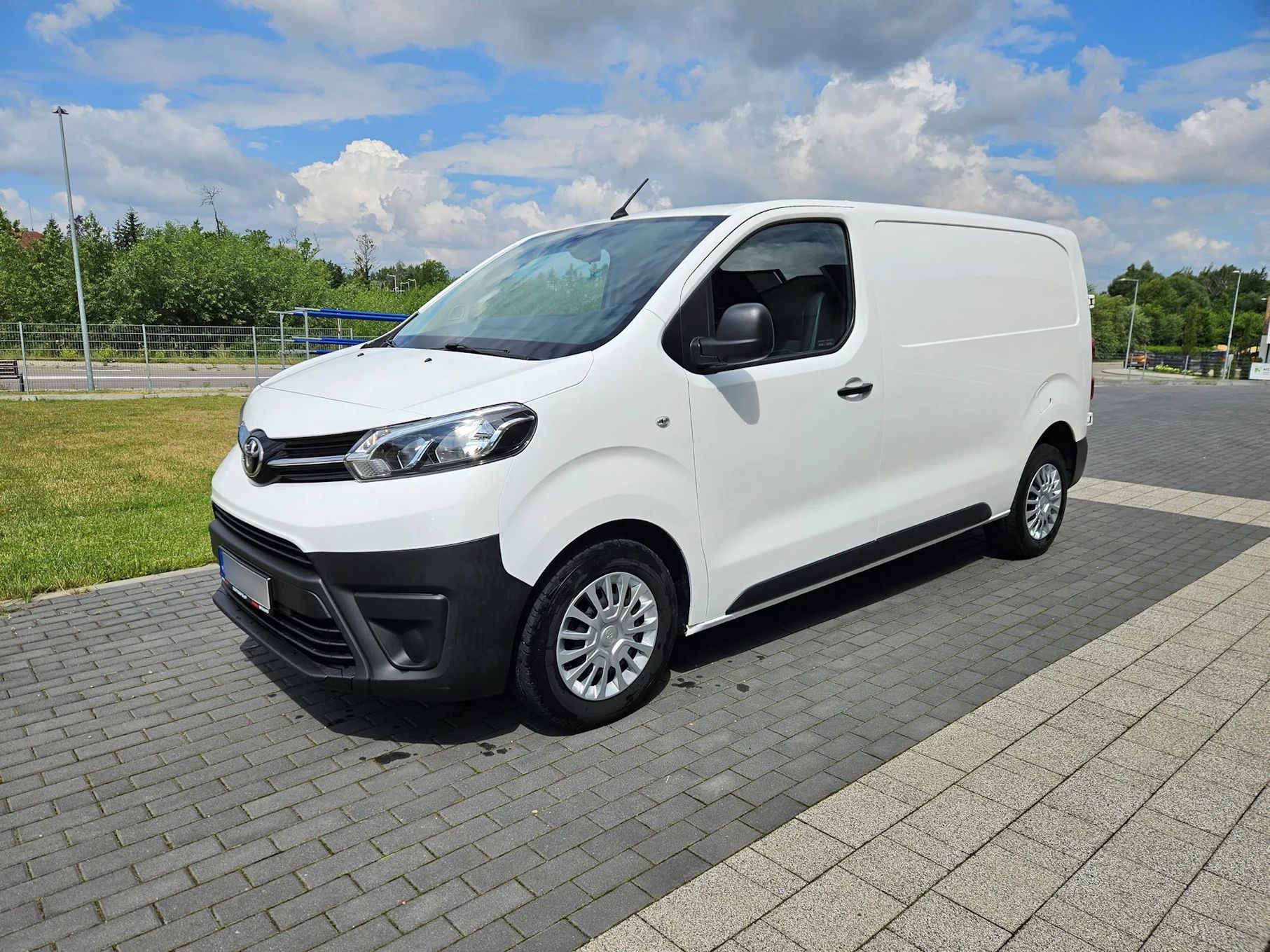 Toyota PROACE M 2.0 122KM  M, L2, Krajowy, I właściciel, KLIMA, Faktura VAT 23%