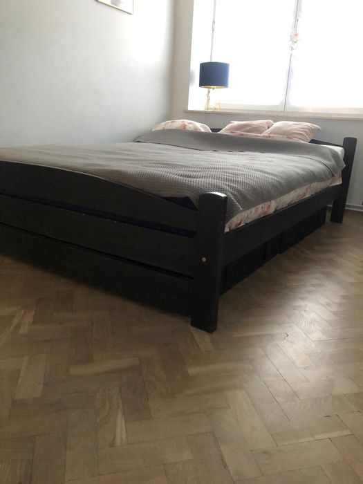 Sprzedam łóżko plus stelaż 160x200