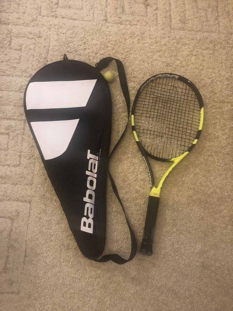 Rakieta tenisowa Babolat rozmiar 26 pekniety naciag