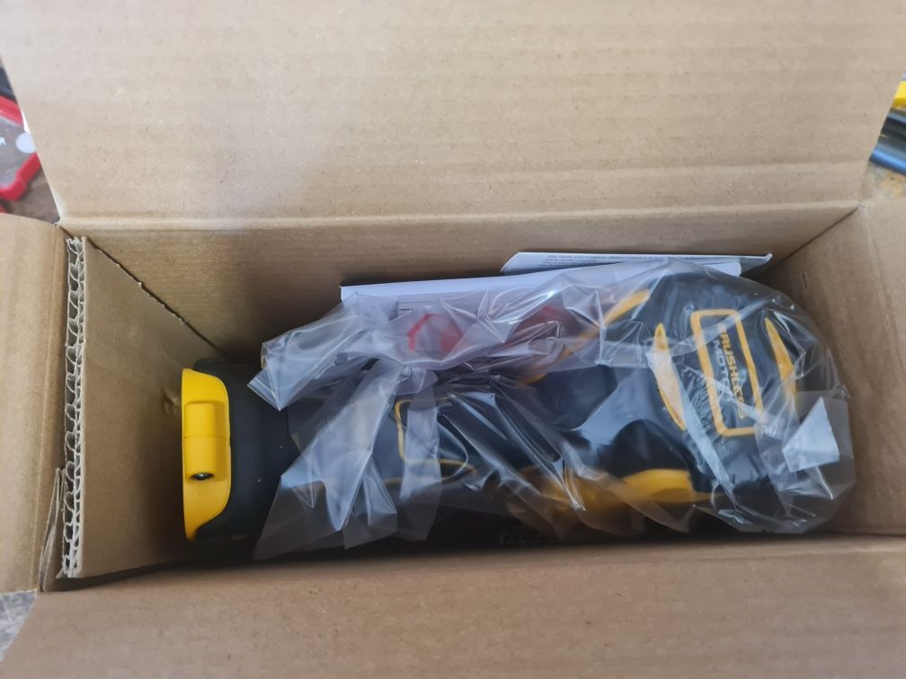 DeWalt 18V XR Klucz udarowy 3/4 DCF897N