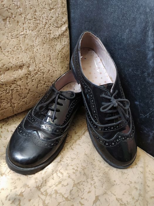 Жіночі лофери Next