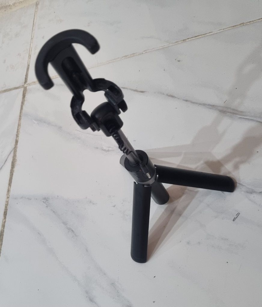 Tripé Huwei  Extensivel para Telémovel Fotos