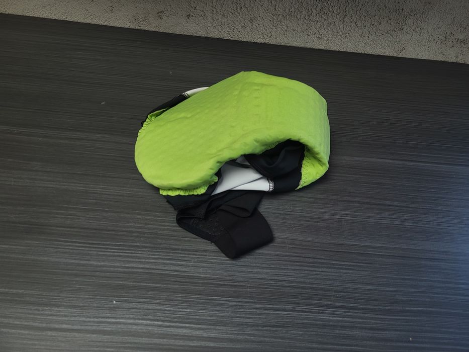 Strój kolarski spodenki z szelkami i koszulka S