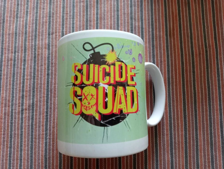 Coleção de canecas de futebol da Rússia, FC Barcelona e Suicide Squad