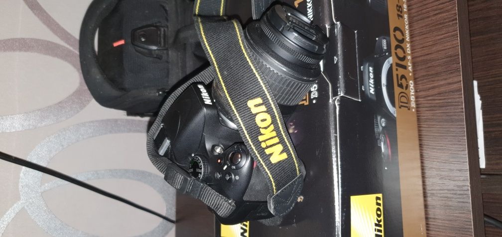 Продам фотоапарат Nikon d5100