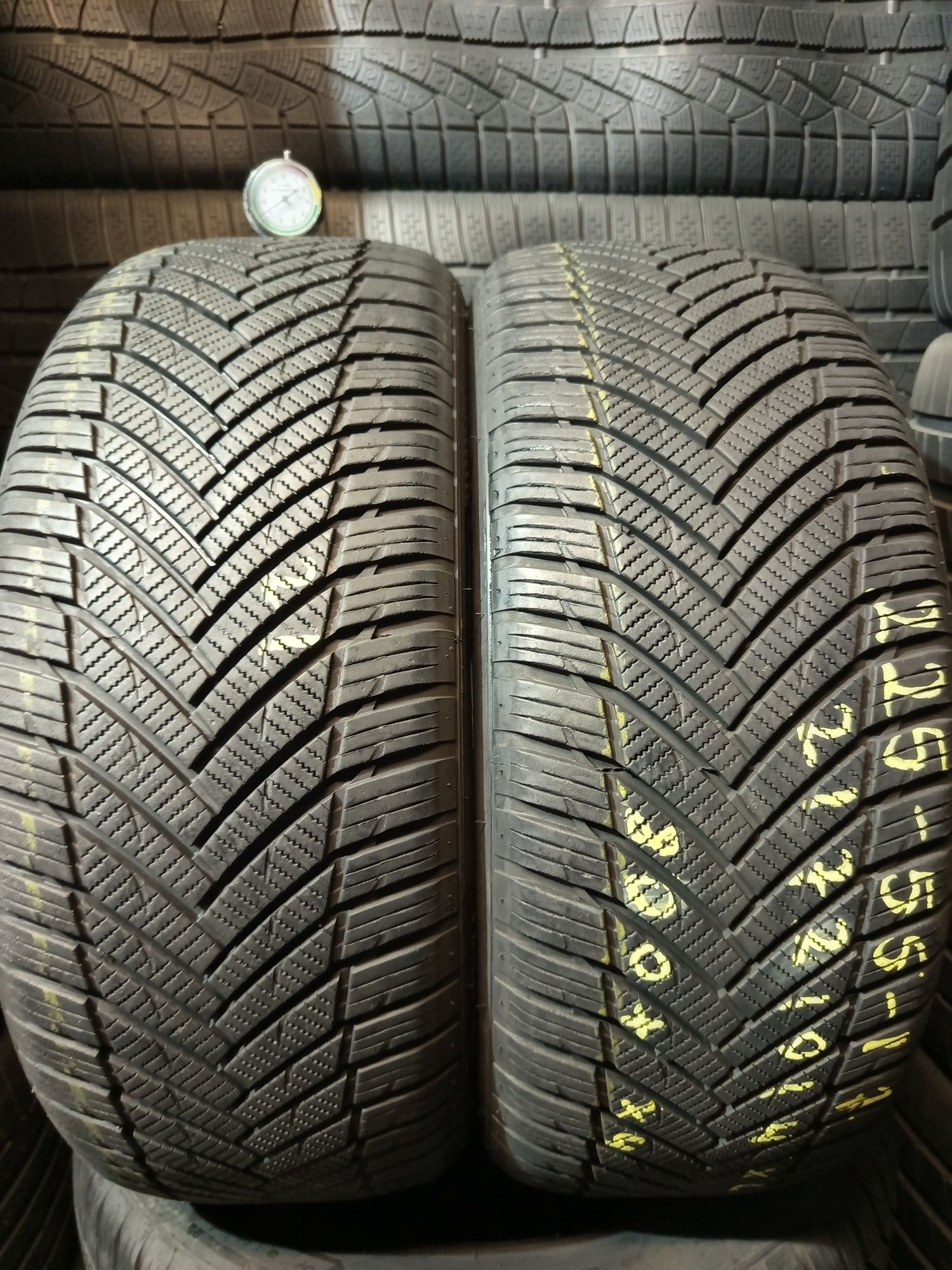 4x 225/55r17 Minerva AllSeason master 2021r