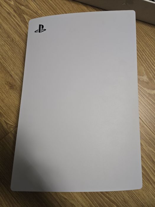 Konsola Sony PlayStation 5 z napędem, stan idealny