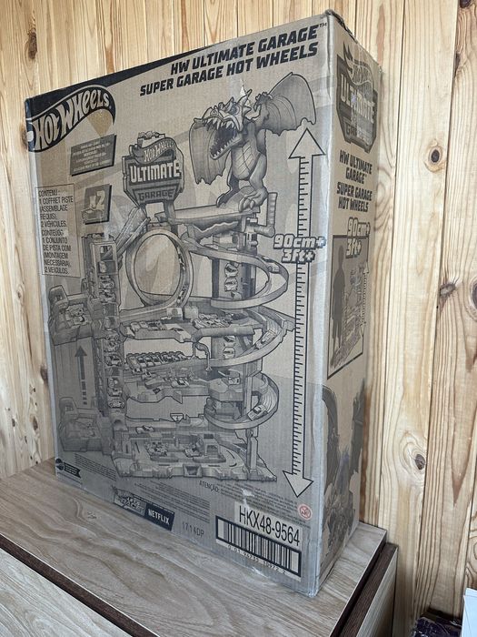 Трек Hot Wheels Мега Гараж Атака Дракона HKX48 + 2 машинки HKX48