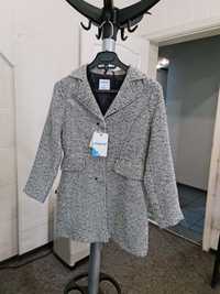 Пальто для дівчинки від Mayoral