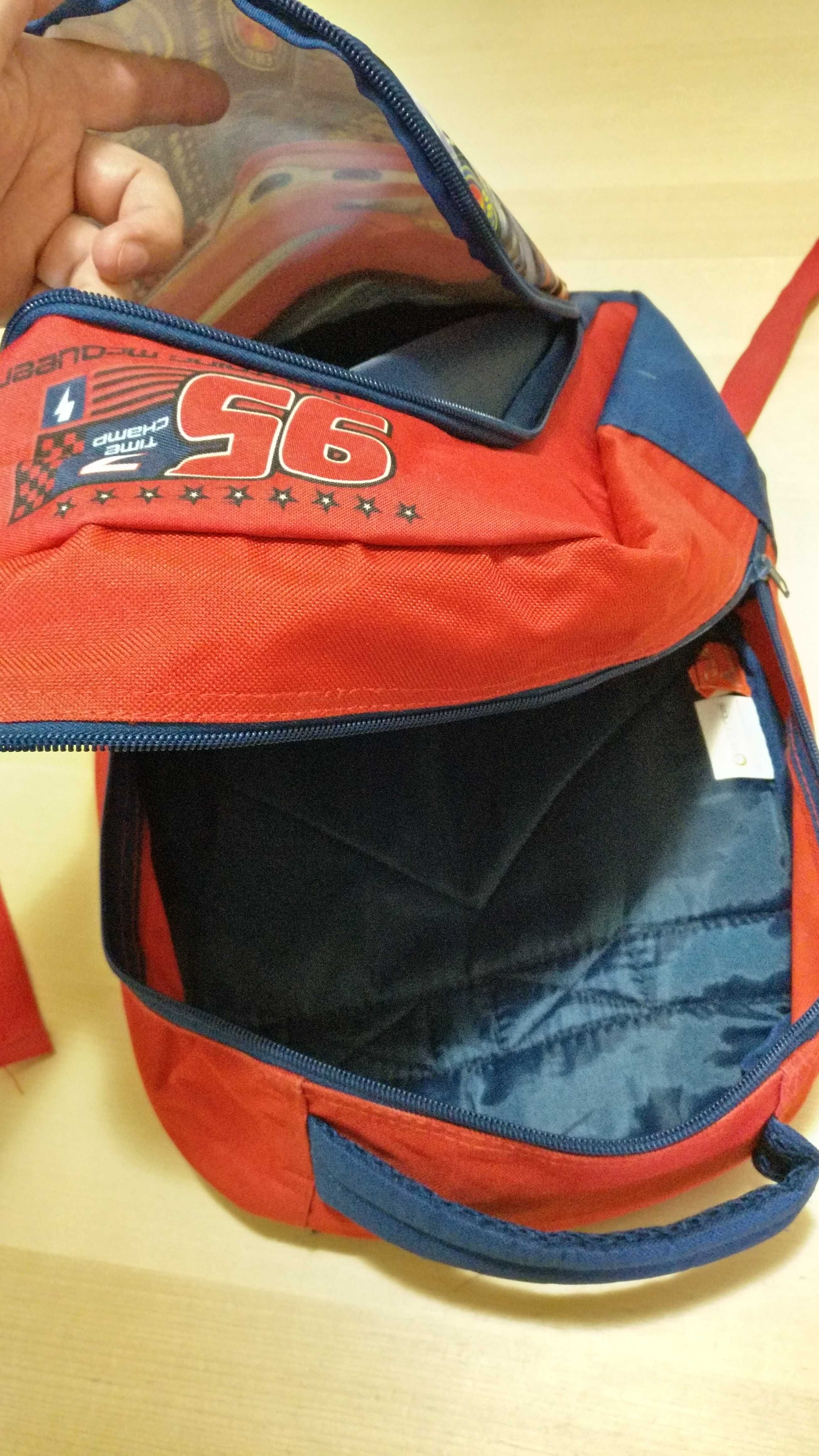 Mochila escolar "cars" c/nova (c oferta)