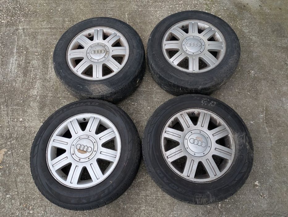 Jantes Audi com pneus 205/60/15