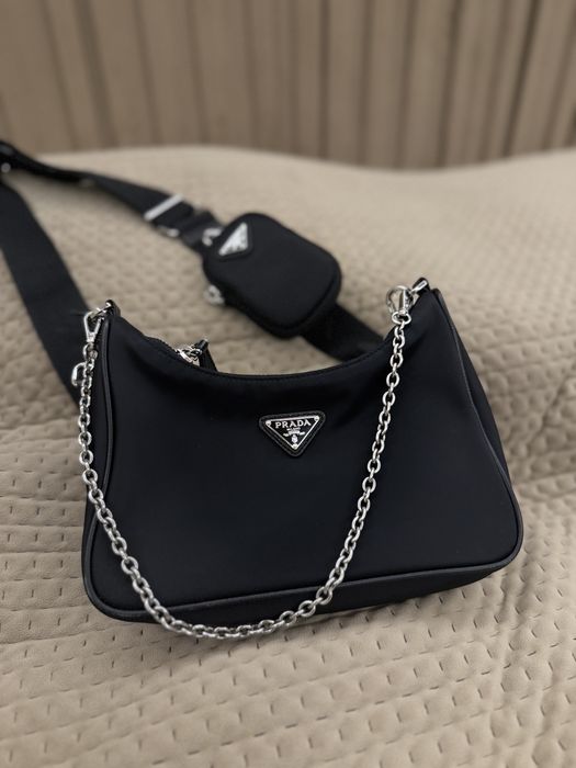 Сумка Prada re edition 2005 re-nylon
