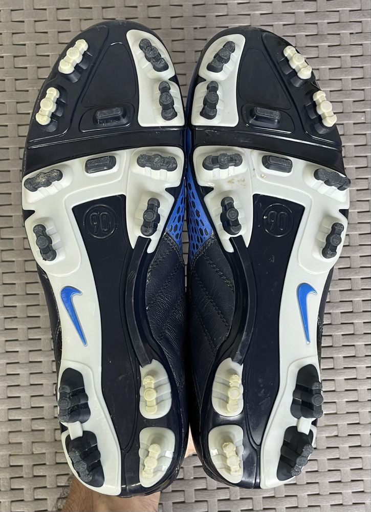 Nike T90 бутсы копы сороконожки 40 размер футбольные кожаные
