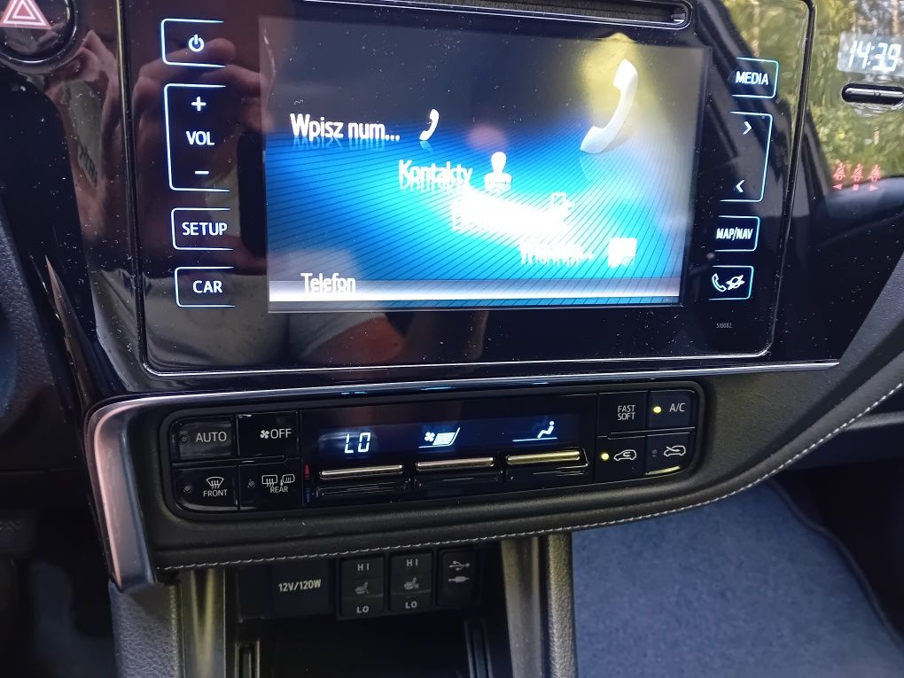 Toyota auris 2015r-D4D-super stan+4 opony zimowe