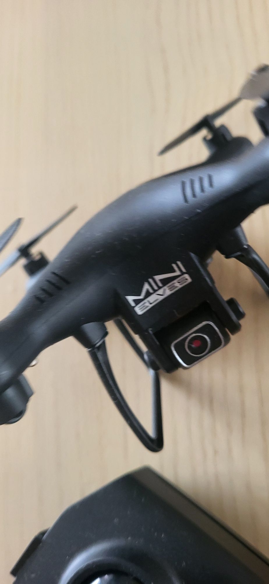 Dron mini ELVES 4K uszkodzony
