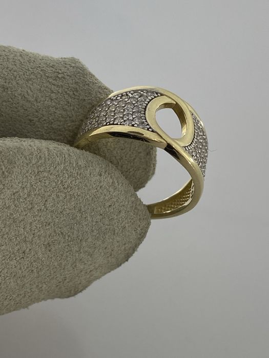 Złoty pierścionek damski,Próba 585. Nowy (6386)