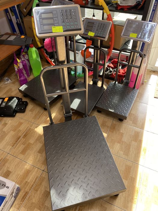 SOLIDNA WAGA MAGAZYNOWA do 500 kg 50/60 z oparciem sklep platformowa