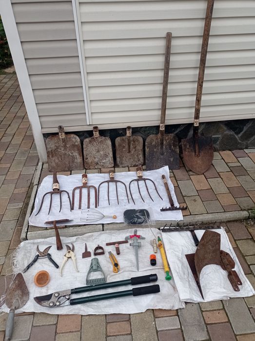 Кольца на косу.Бабка.Тройник.Вила.Лопата.Грабли.Сапка.Плуг.Секатор