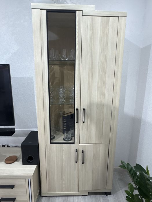 Meble do salonu - 500 zl - zetaw składający się z 4 elementów